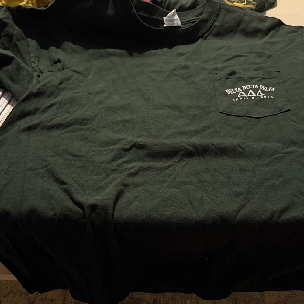 TRI DELTA THETA DAD’S WEEKEND T-Shirt LIKE NEW!